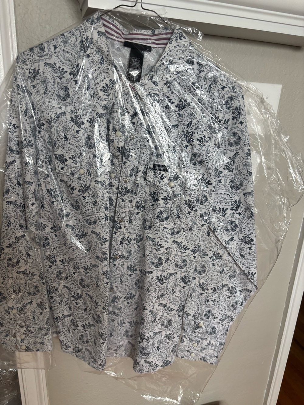 Women's wrangler button down paisley shirt